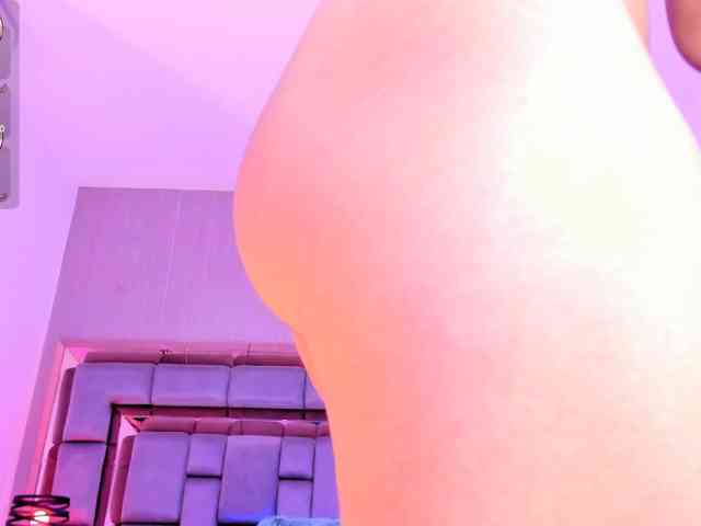 AshleyBlair webcam