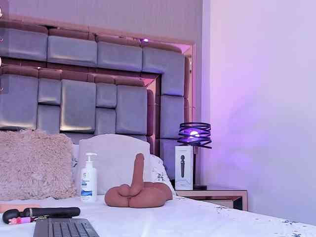 AshleyBlair webcam