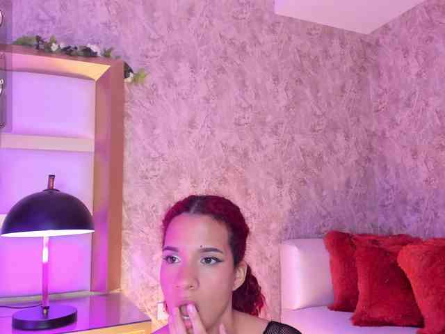 AshleyBlair webcam
