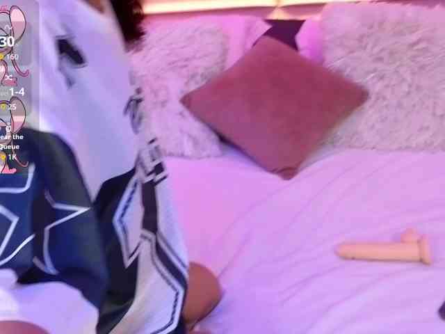 AshleyBlair webcam