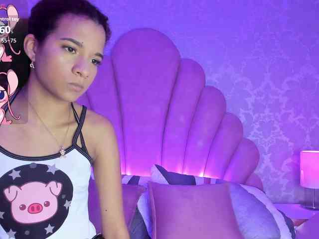 AshleyBlair webcam