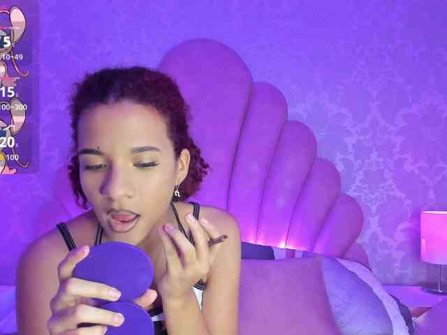AshleyBlair webcam