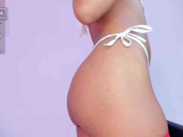 AshleyBlair webcam