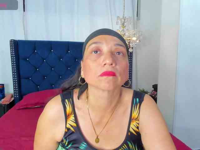 AngelineStone webcam