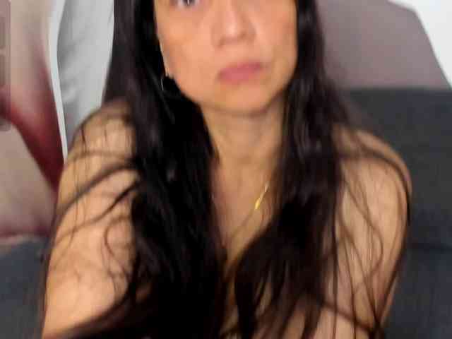 AngelineStone webcam