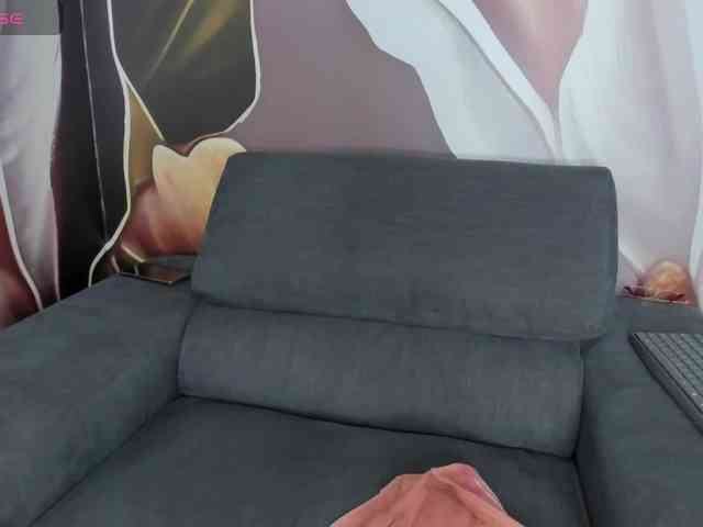 AngelineStone webcam