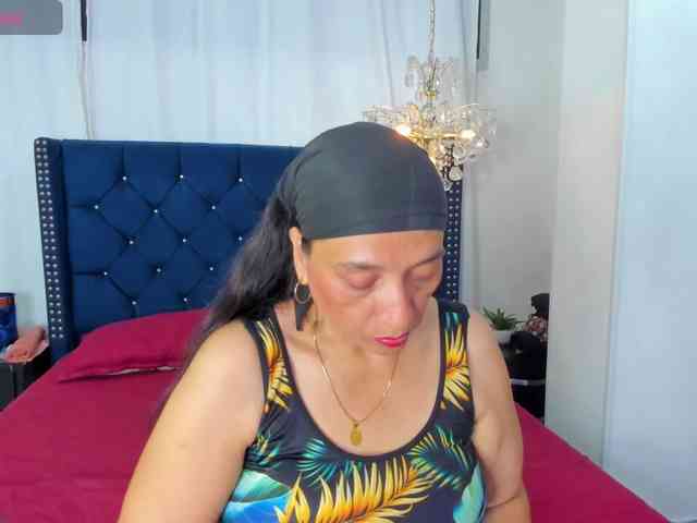 AngelineStone webcam