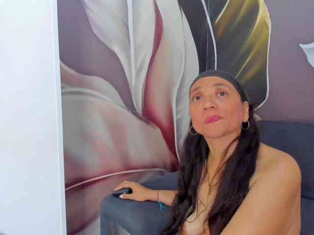 AngelineStone webcam