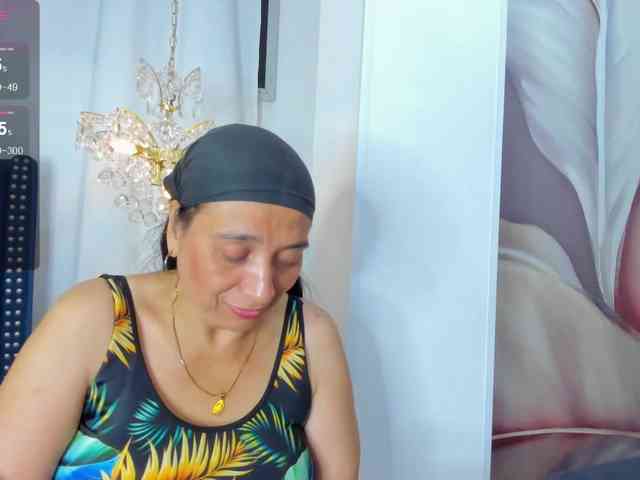 AngelineStone webcam