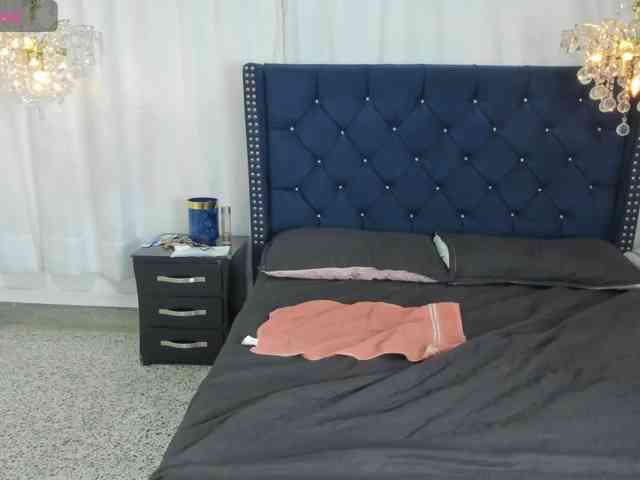 AngelineStone webcam