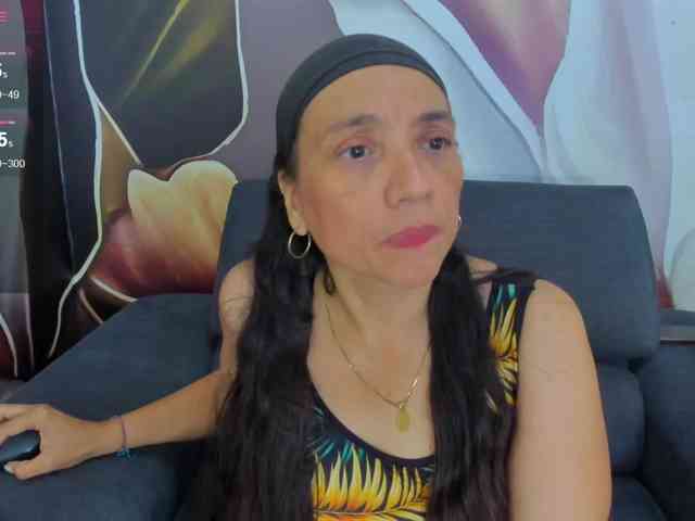 AngelineStone webcam