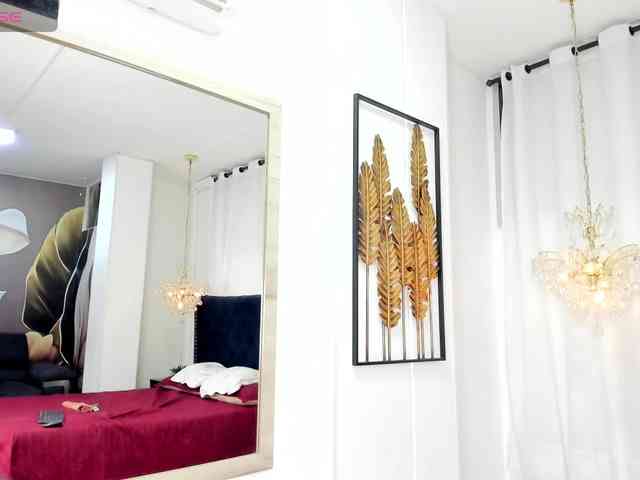 AngelineStone webcam