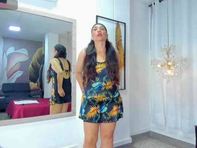 AngelineStone webcam