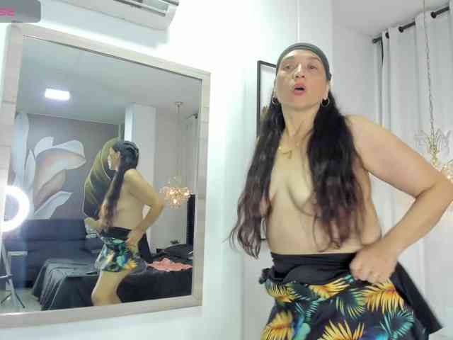 AngelineStone webcam