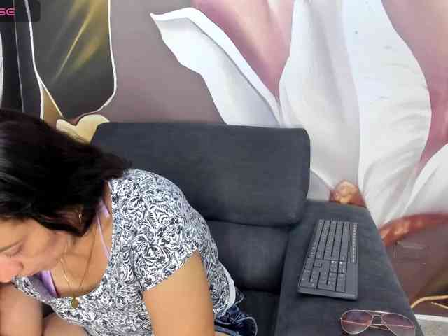 AngelineStone webcam