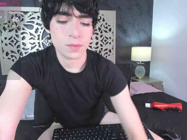 DemonFoxx Sex Cam Show