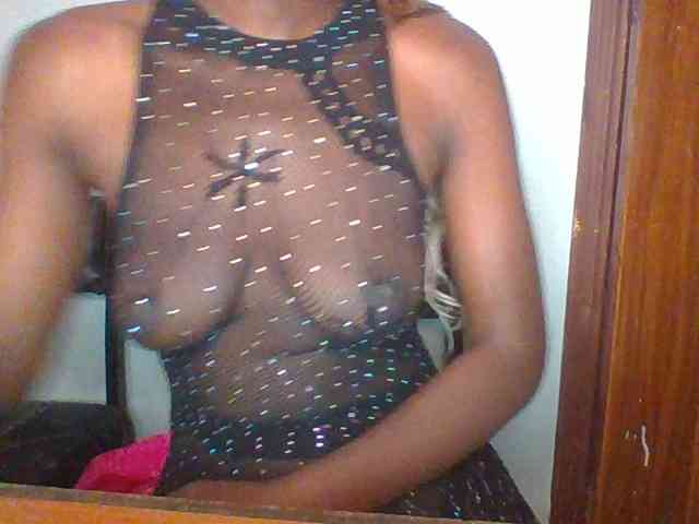Cremecara webcam