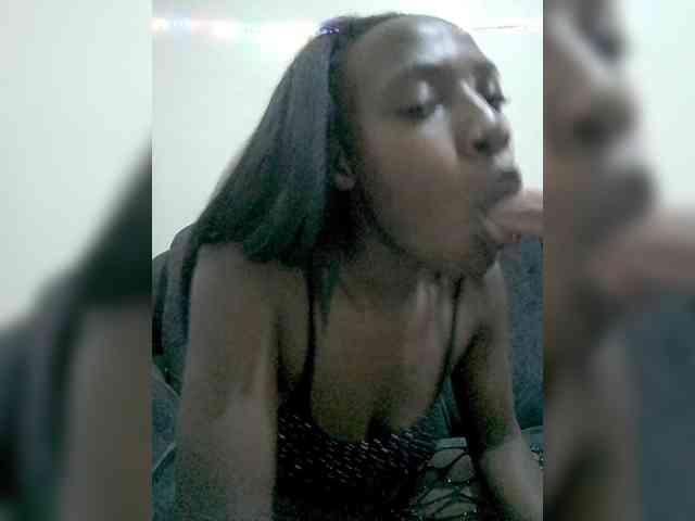 Cremecara webcam
