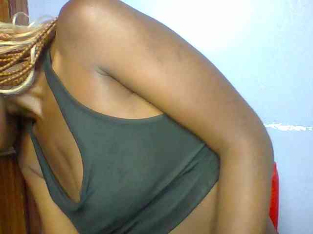 Cremecara webcam