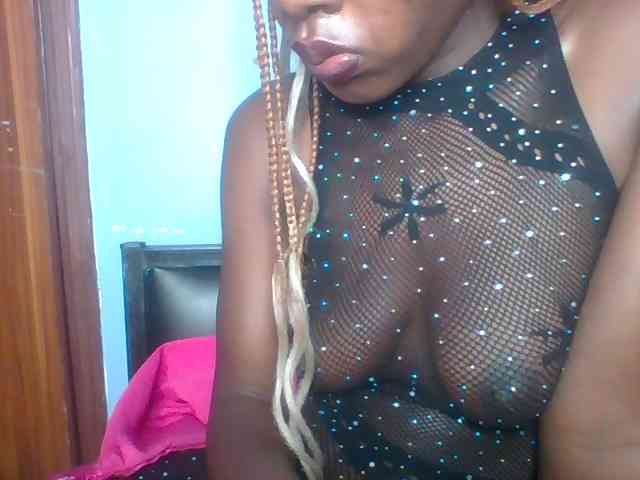 Cremecara webcam