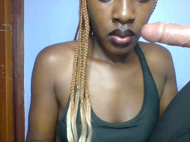 Cremecara webcam