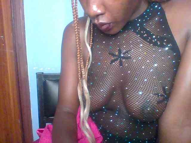 Cremecara webcam