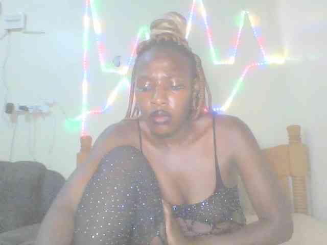 Cremecara webcam