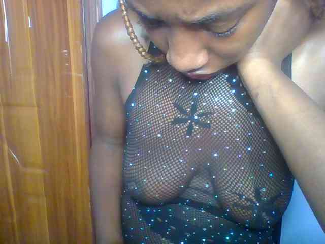 Cremecara webcam