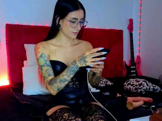 MissVeronicaW webcam