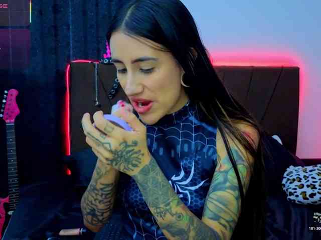 MissVeronicaW webcam