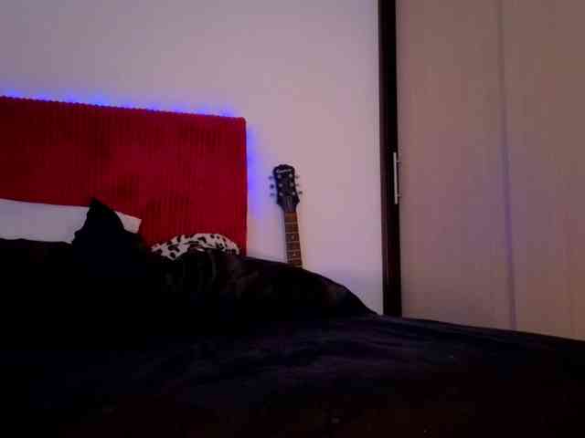 MissVeronicaW webcam
