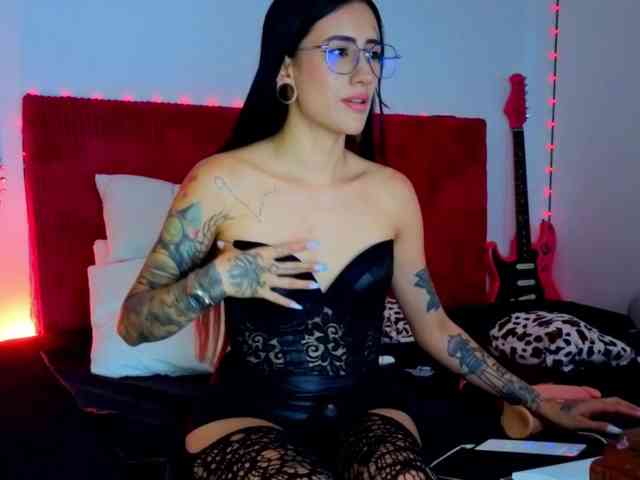 MissVeronicaW webcam