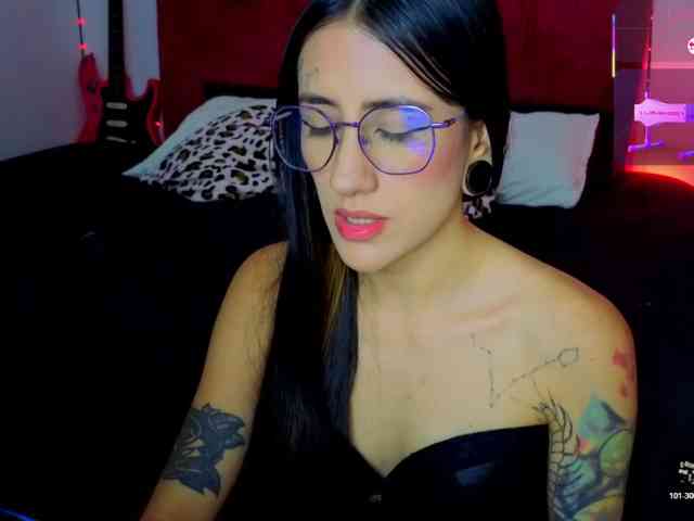 MissVeronicaW webcam