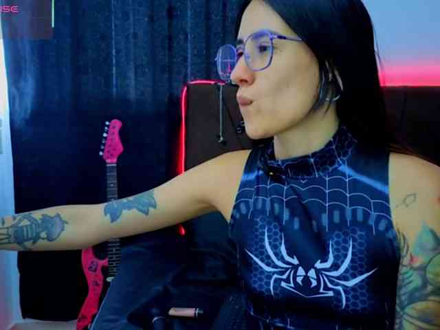 MissVeronicaW webcam