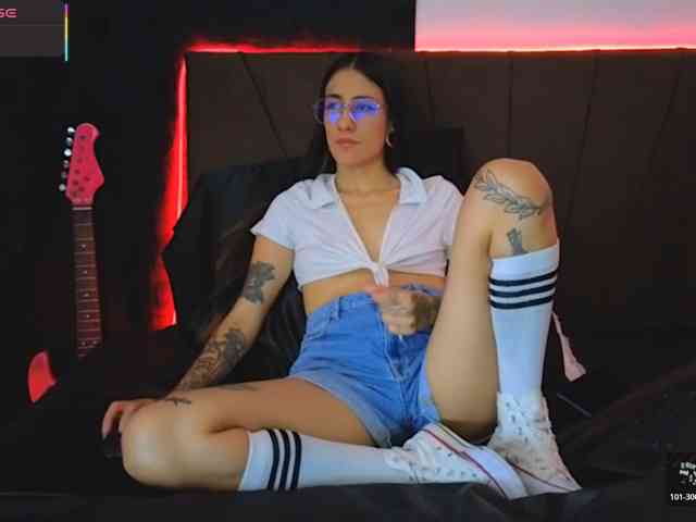 MissVeronicaW MissVeronicaW