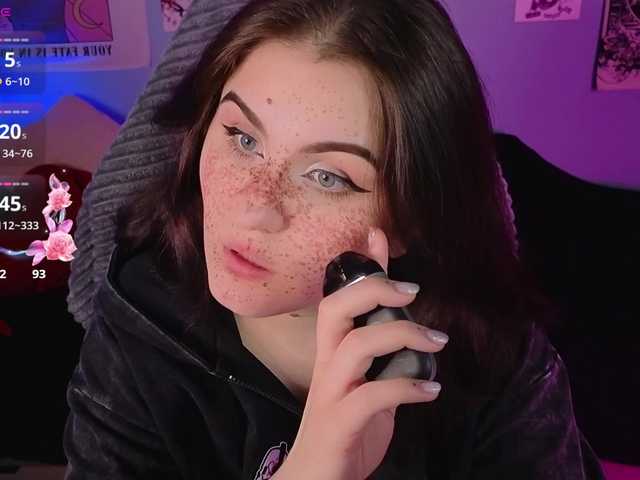 DarkSh1ne's BongaCams show and profile