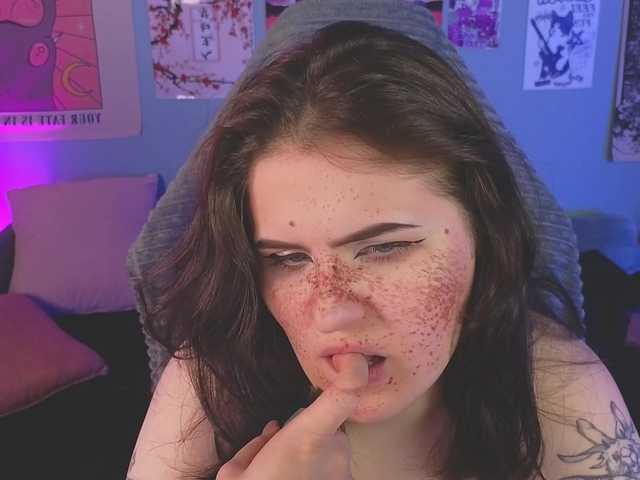 DarkSh1ne's BongaCams show and profile