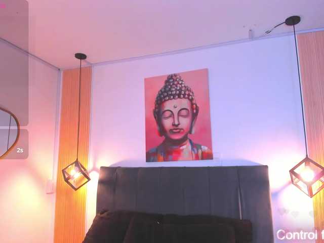 VelvettScarlett's BongaCams show and profile