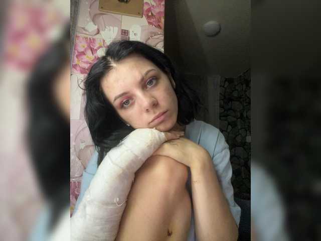 BlackRavenX live cam on BongaCams
