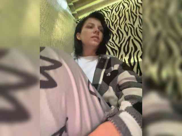 BlackKittyX webcam