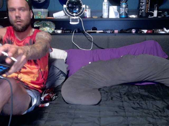 Live трансляция lovecoupleqc - Runet.cam