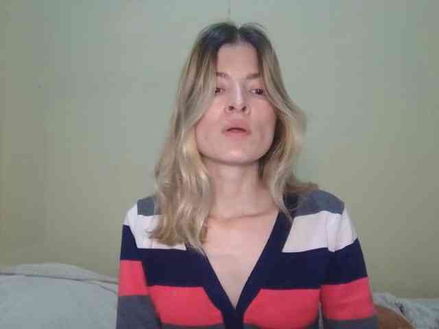 Modelo: sophieharpe01