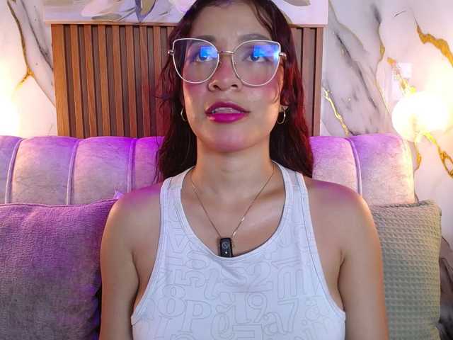 GagingBriana live cam on BongaCams