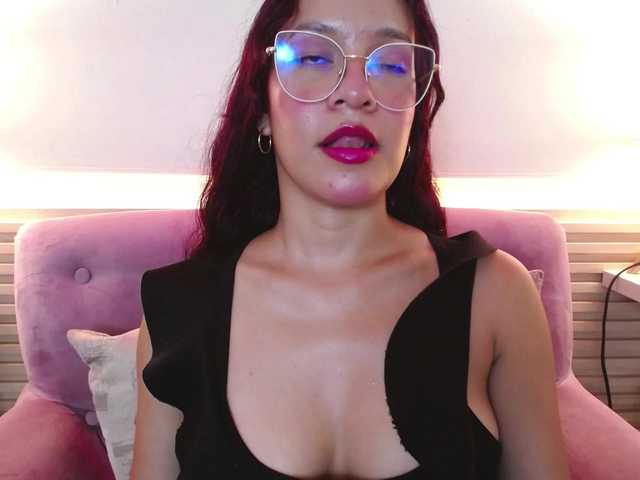 GagingBriana live cam on BongaCams