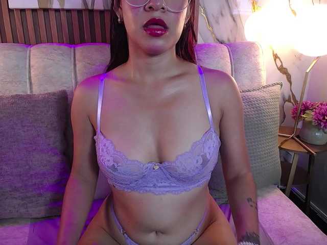 GagingBriana live cam on BongaCams