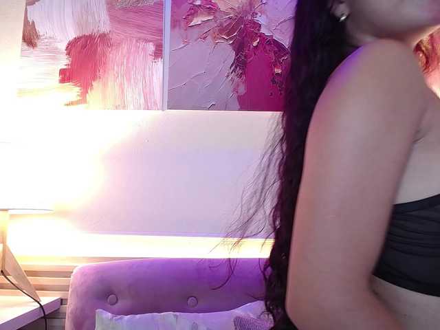 GagingBriana live webcam show