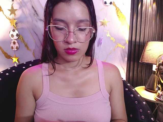 GagingBriana live cam on BongaCams