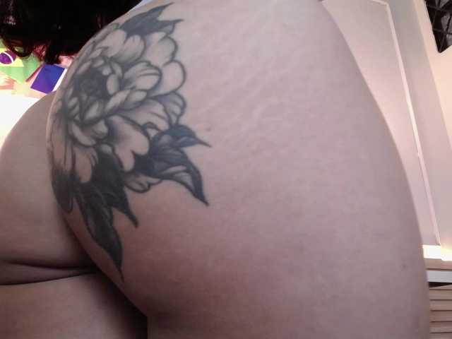 GagingBriana live cam on BongaCams