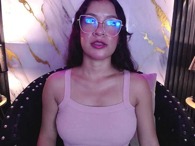 GagingBriana live cam on BongaCams