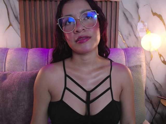 GagingBriana live cam